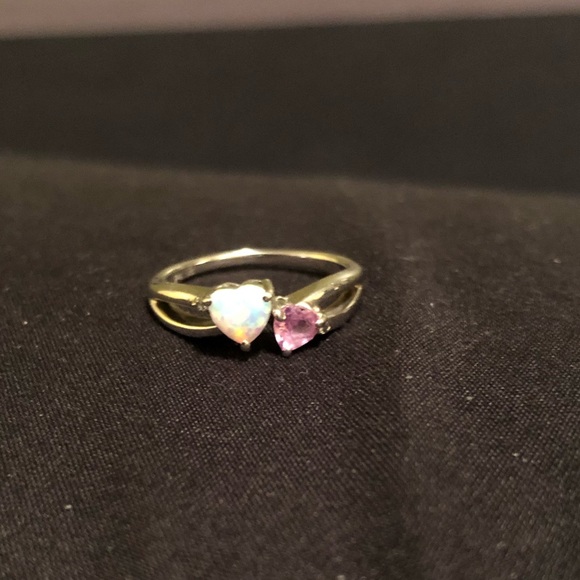 Beautiful October heart shaped birthstone ring. - Picture 7 of 8